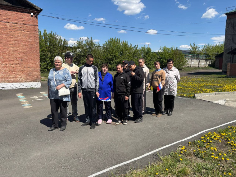 Спектакль "Сказки дедушки Байкала" прошел в КДЦ "Марат".